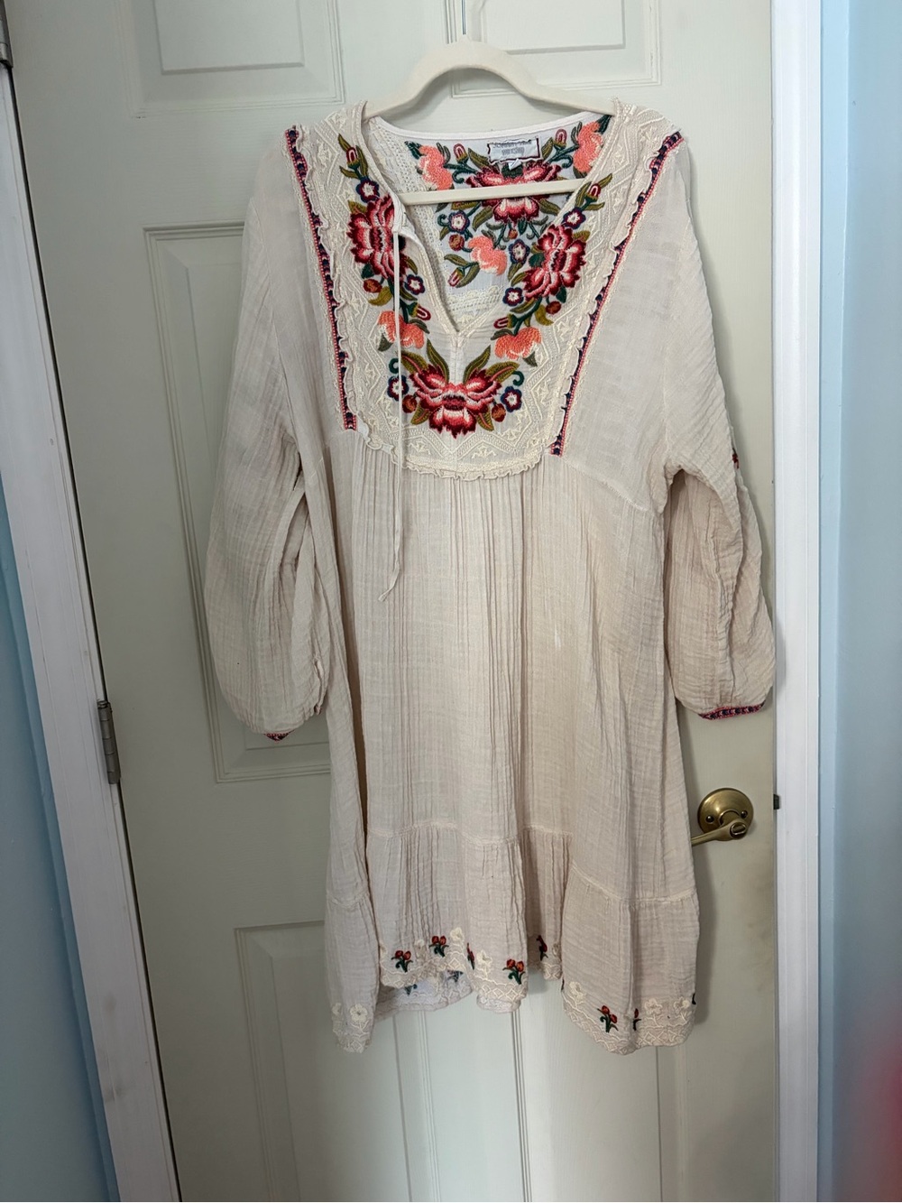 Johnny Was Cream Embroidered Hem Long Sleeve Dress
